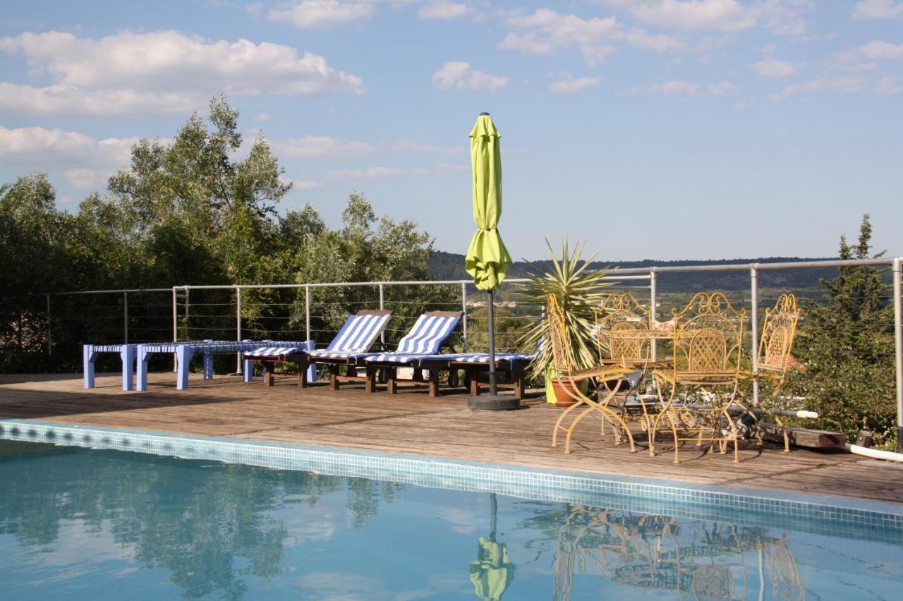 La Croisee Des Chemins Bed & Breakfast Calvisson Exterior foto